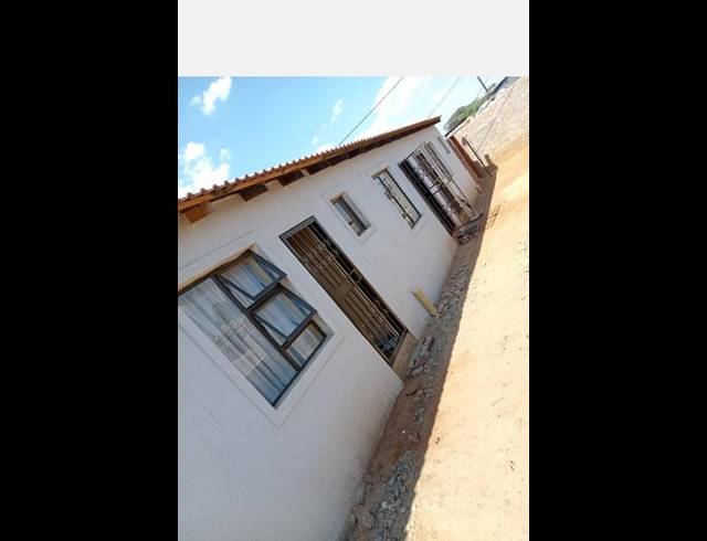 3 BEDROOM HOUSE FOR SALE IN DOORNKOP